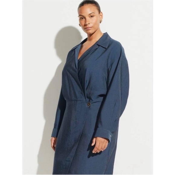 Vince long sleeve wrap dress in navy NWT - Picture 3 of 13